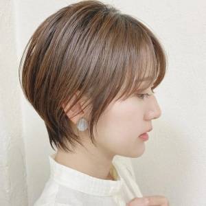  丸みシルエットの大人ショート 