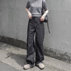 【2025年6月】夏は、こう着るのが正解！黒パンツを使ったセンスいいコーデ5選