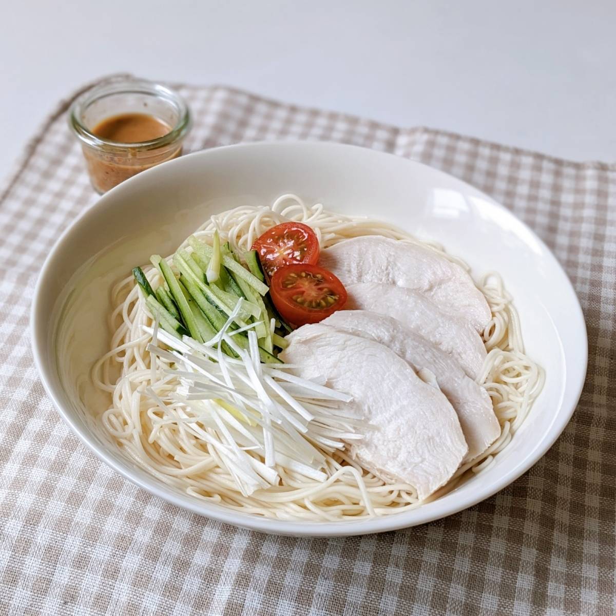 揖保乃糸の公式の「バンバンジーそうめん」のレシピ