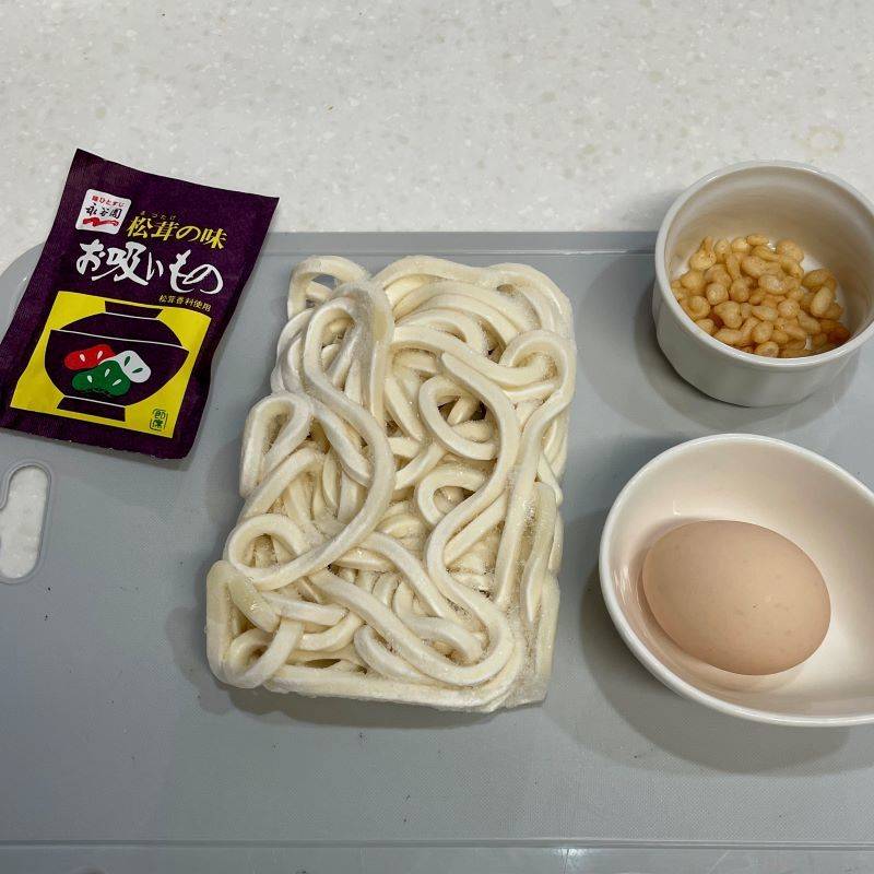 永谷園公式の「釜玉うどん」のレシピ