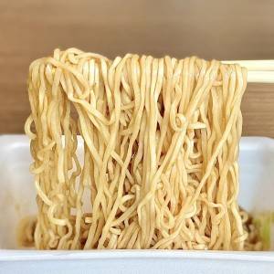 また【ペヤング】の本気出してる……。新作が腰を抜かすほどウマかった