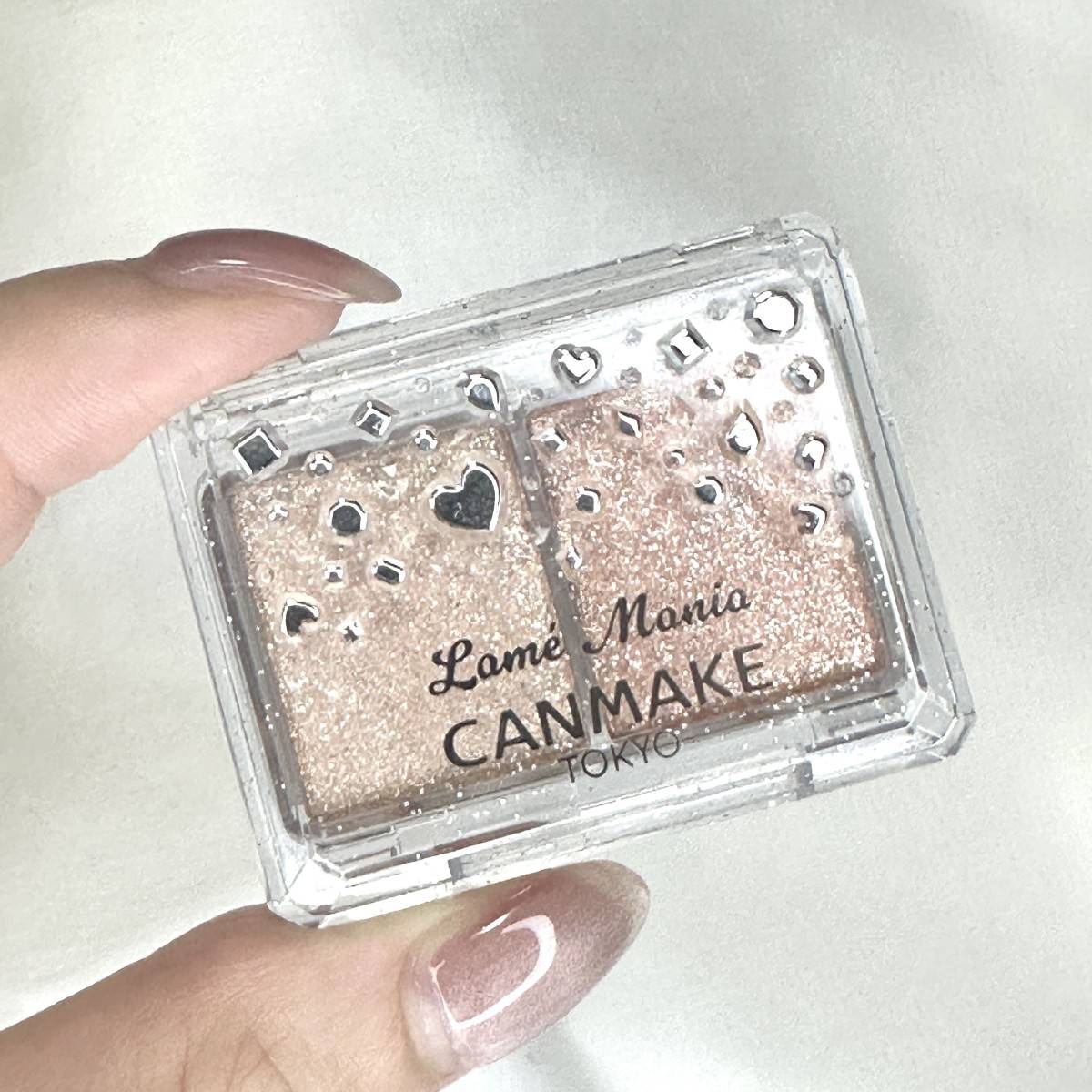CANMAKE『ラメマニア』