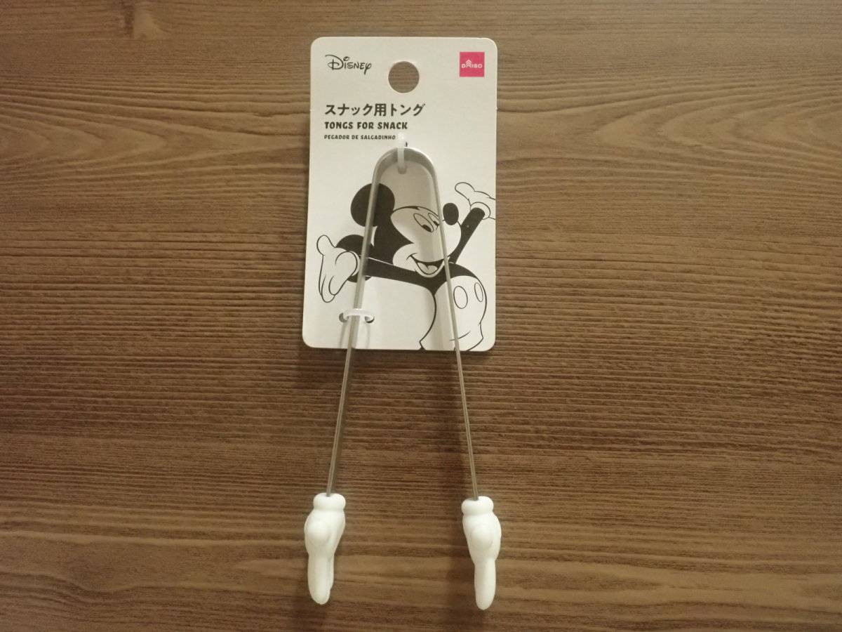 ダイソーのスナック用トング(ミッキー/ハンド)