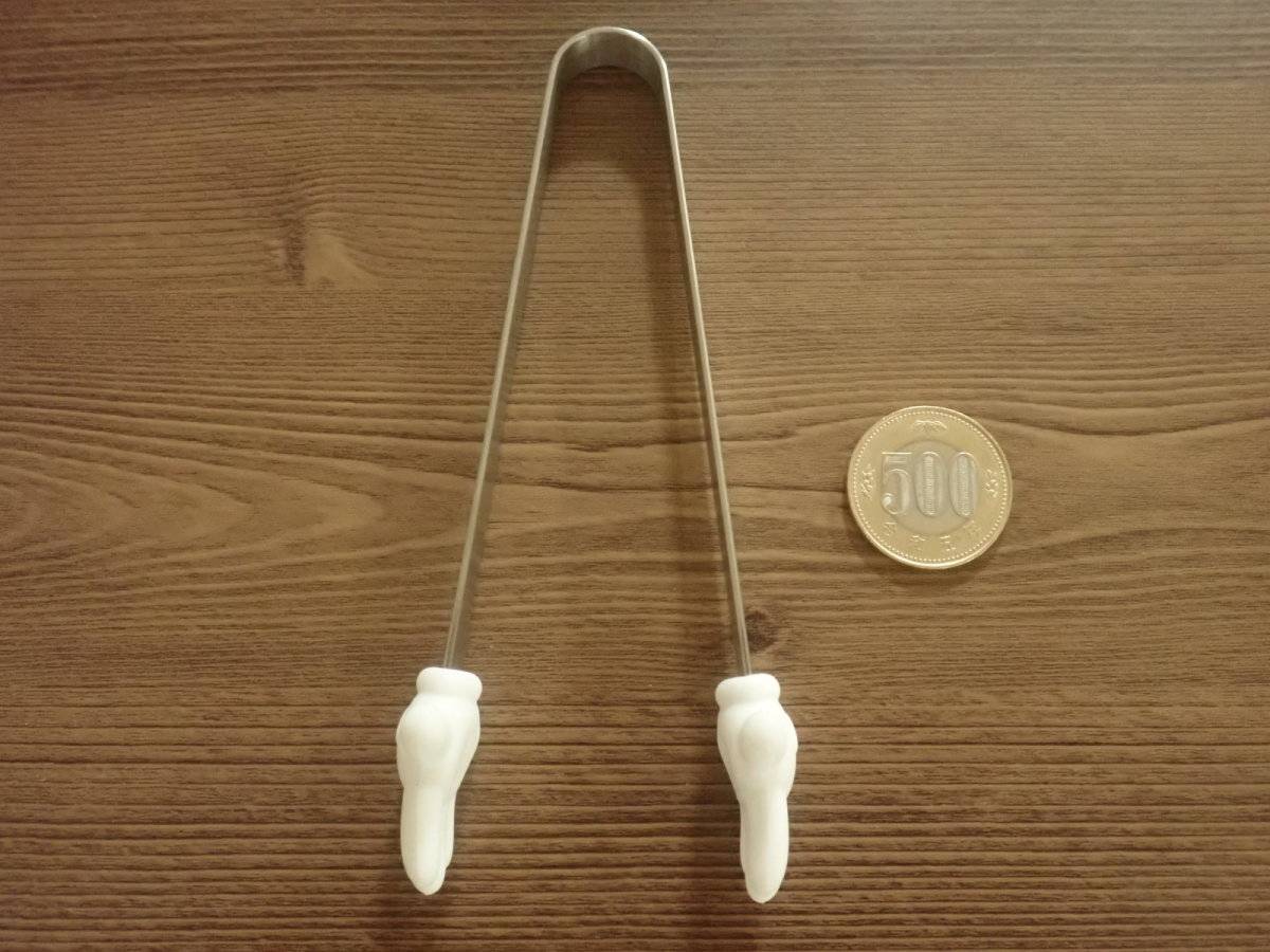 ダイソーのスナック用トング(ミッキー/ハンド)