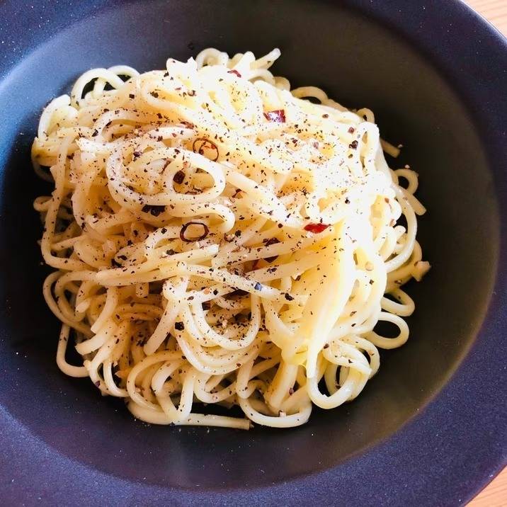 レンチンで簡単！☆焼きそば麺のペペロンチーノ