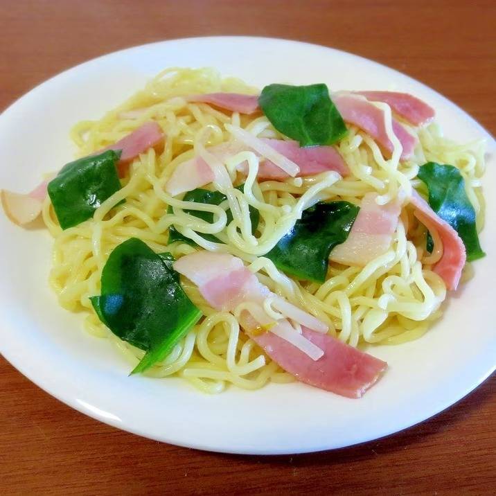 洋風！ベーコンの塩焼きそば