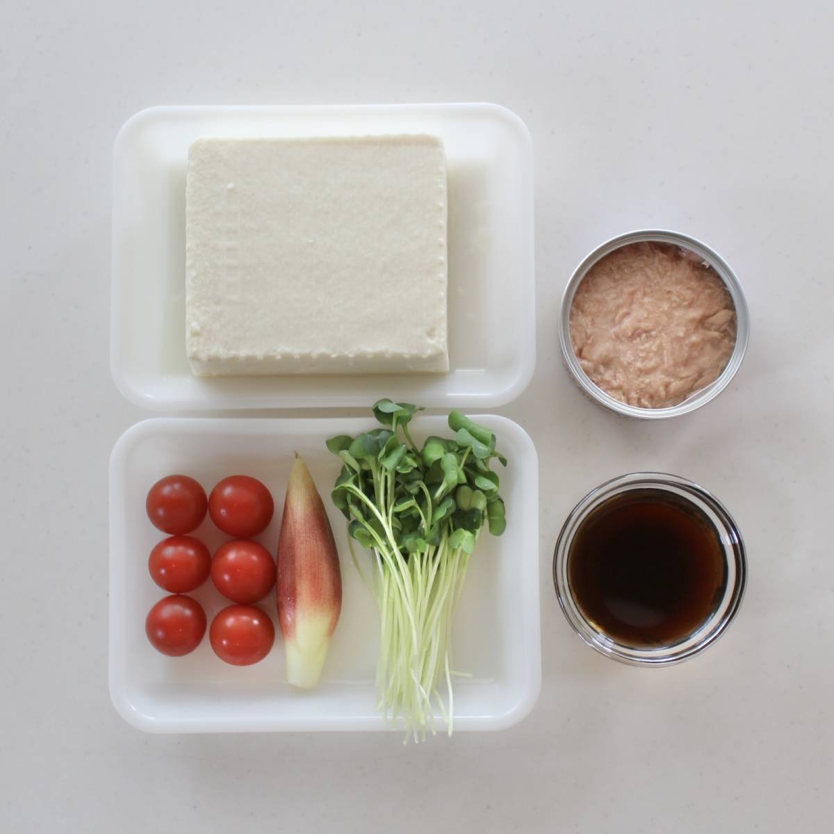 いなば公式の「夏野菜とツナの冷奴」のレシピ