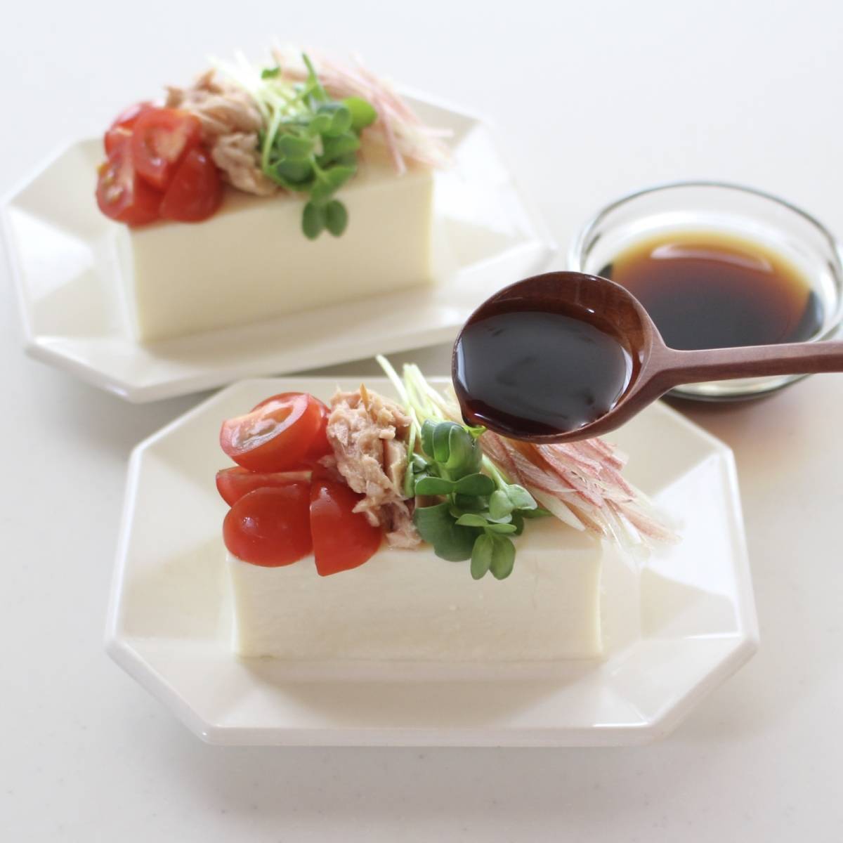 いなば公式の「夏野菜とツナの冷奴」のレシピ