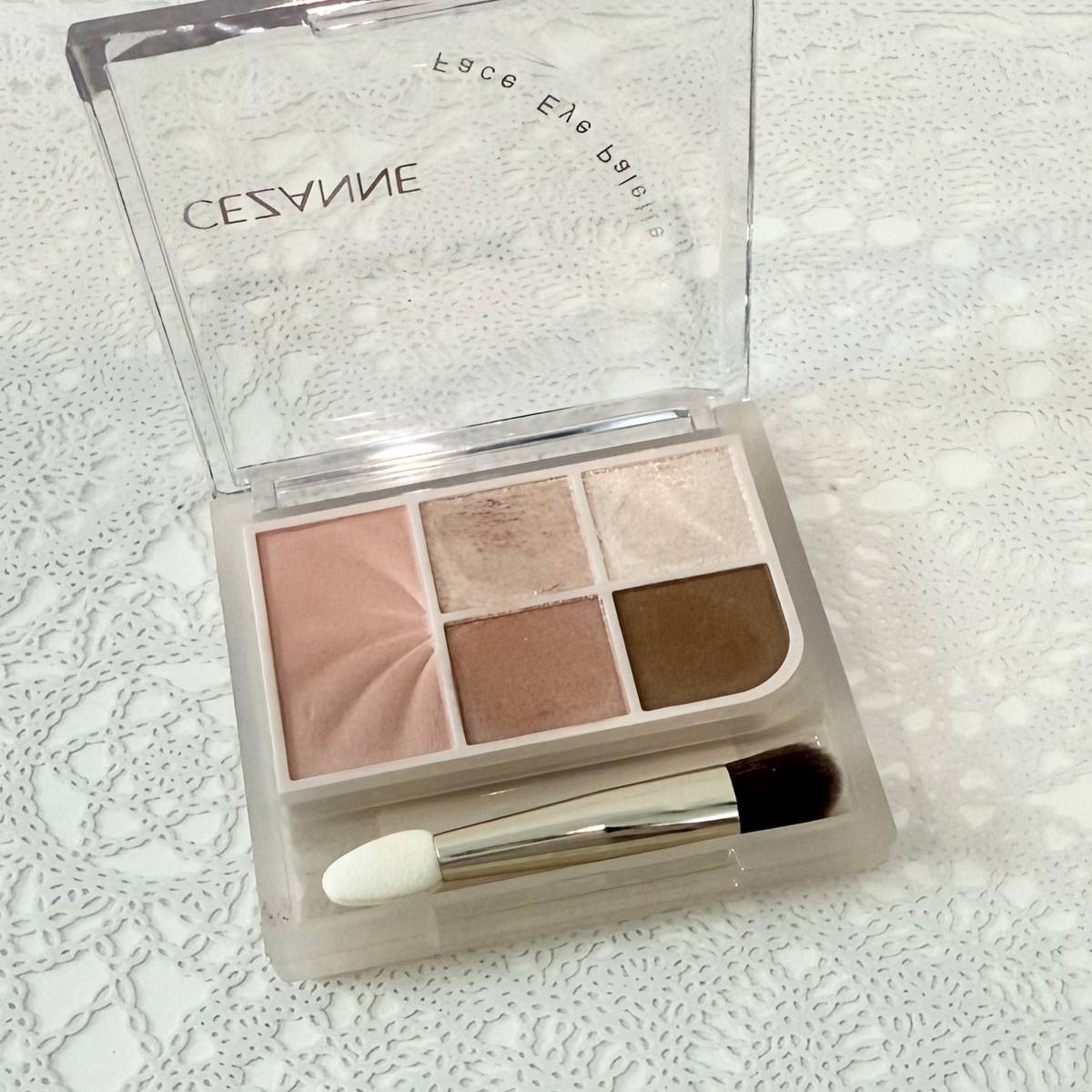 CEZANNE(セザンヌ)フェイスアイパレット