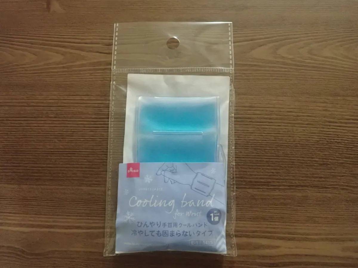DAISO(ダイソー)：手首用クールバンド