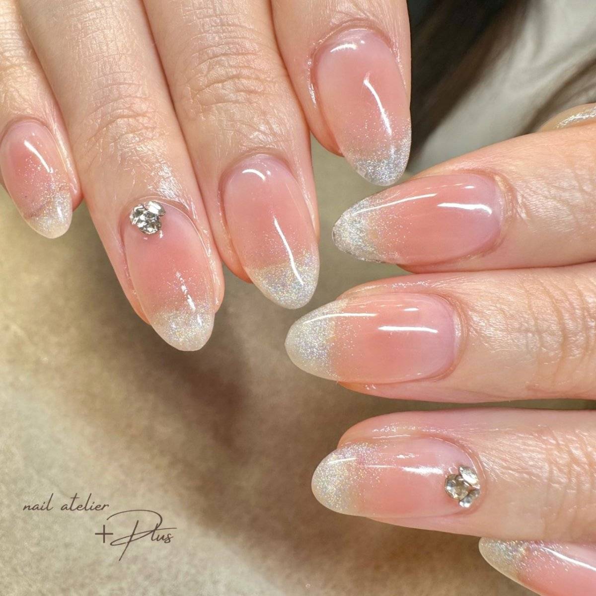 ピンクブラウンネイル