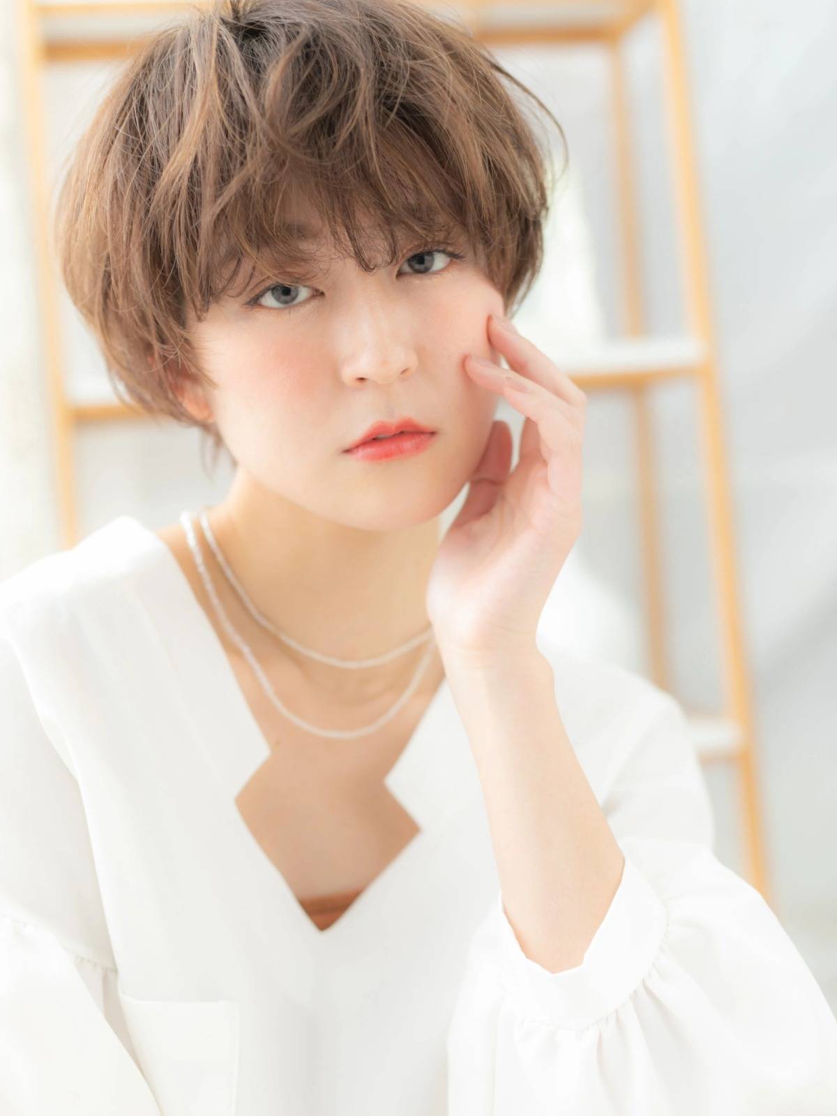ふんわりレイヤーマッシュショート