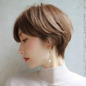  上品なくびれショート 