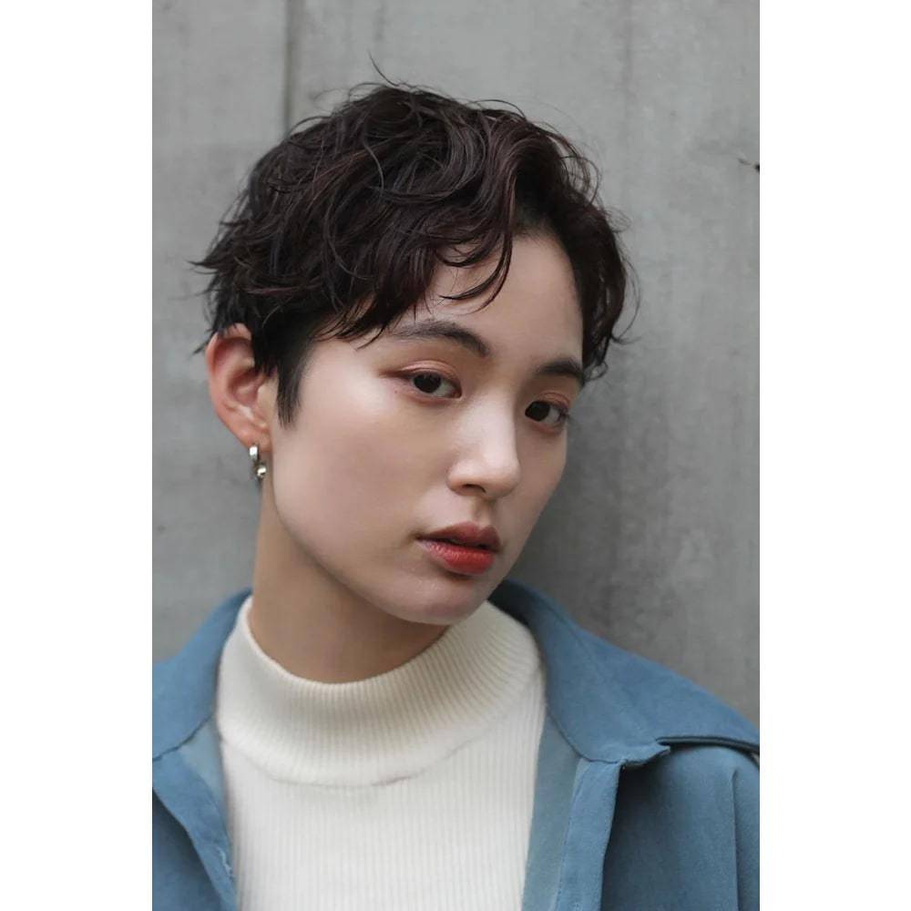 無造作カールのベリーショート