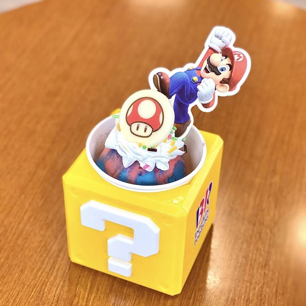 サーティワンアイスクリームの「ハテナブロック シングルサンデー」