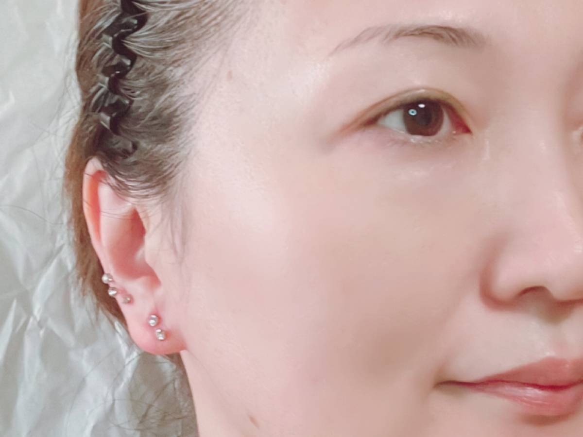 SUQQU スック スムースカバープライマー UV化粧下地 塗布後 筆者顔