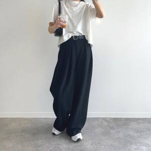 【2025年7月】 NG回避術を紹介！黒パンツを使った夏の垢抜けコーデ5選