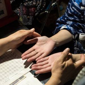 勘が鋭く第六感が働く。「タイミングがいい人」に現れる特別な手相5選