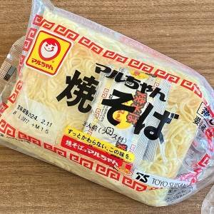 考えた人に土下座だわ……。「焼きそば麺」の意外すぎるアレンジレシピ