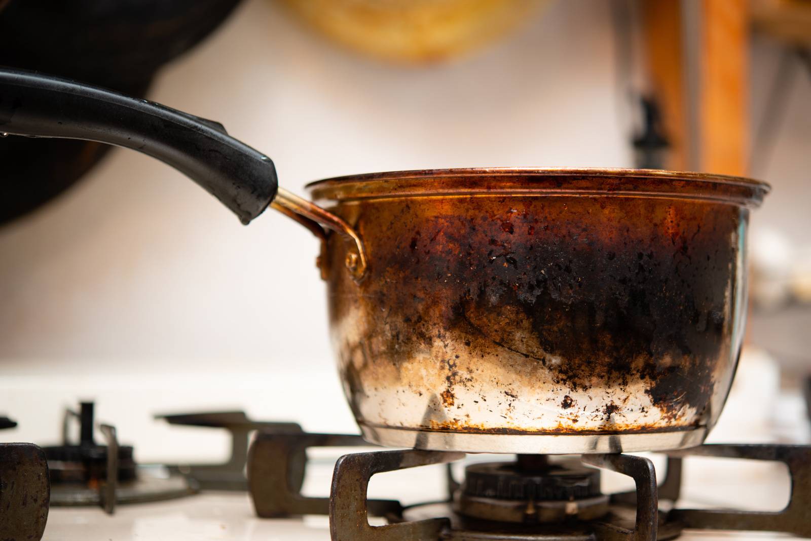 南　運気　下がる　焦げた鍋