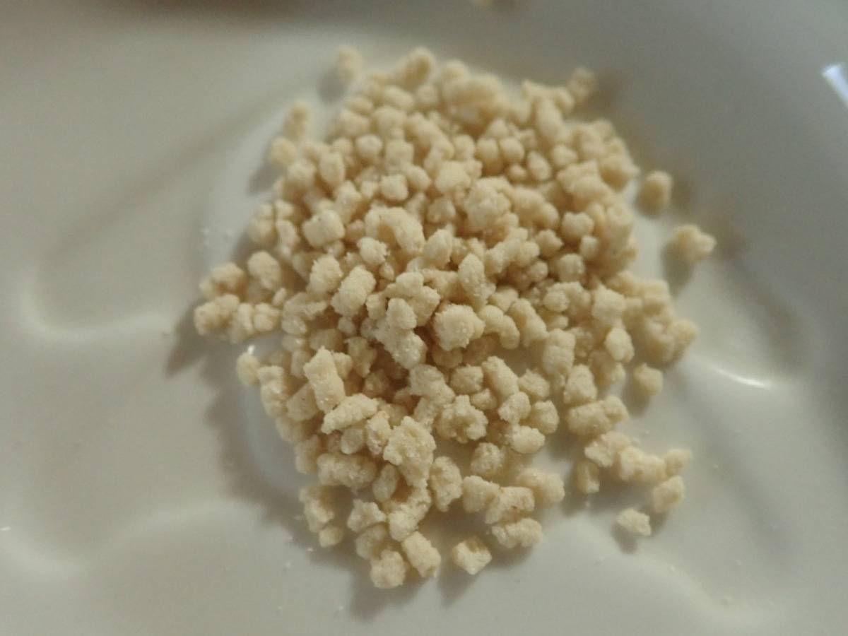 ダイソーのS&B 李錦記 鶏丸ごとがらスープ 30g