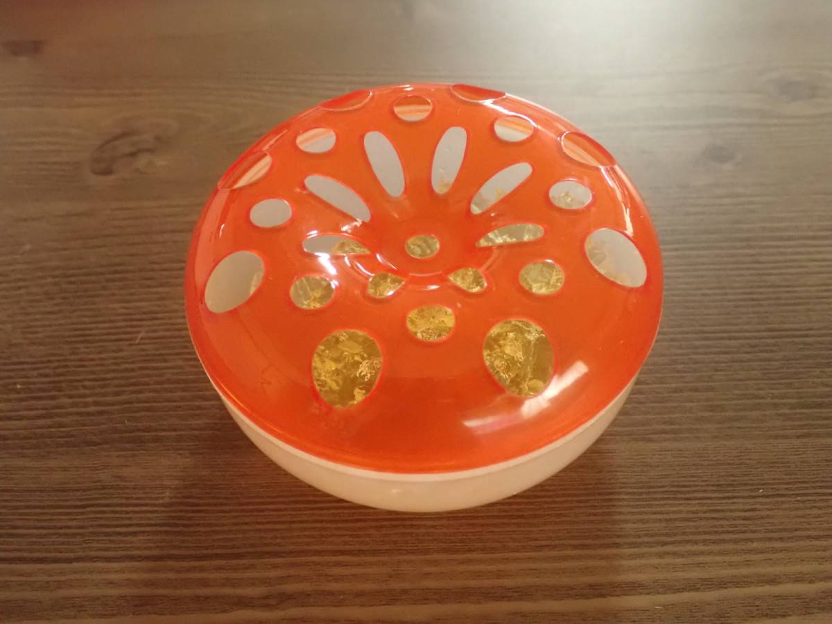 ダイソーのコバエ取り(ゼリータイプ)