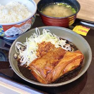 また【吉野家】がヤバイの出してる……。期間限定メニューが最高だった