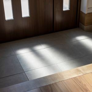 実は風水的に大凶です。玄関に置くと運がどんどん逃げていくもの5選