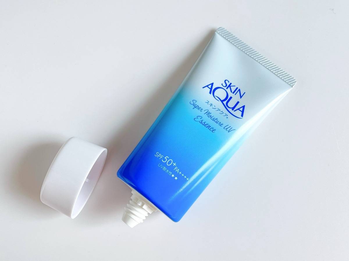 スキンアクア スーパーモイスチャーUVエッセンス