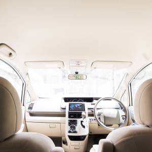 実は風水的に要注意です……。車に置くと運気がみるみる下がるもの5選