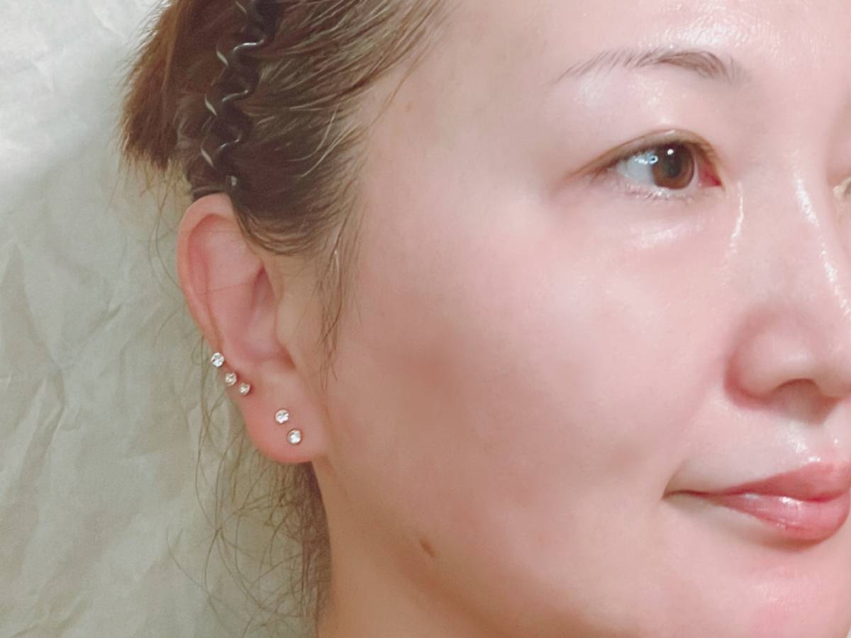 DECENCIA ディセンシア ホワイトF／L BBクリーム ライトベージュ 塗布前 すっぴん 筆者顔