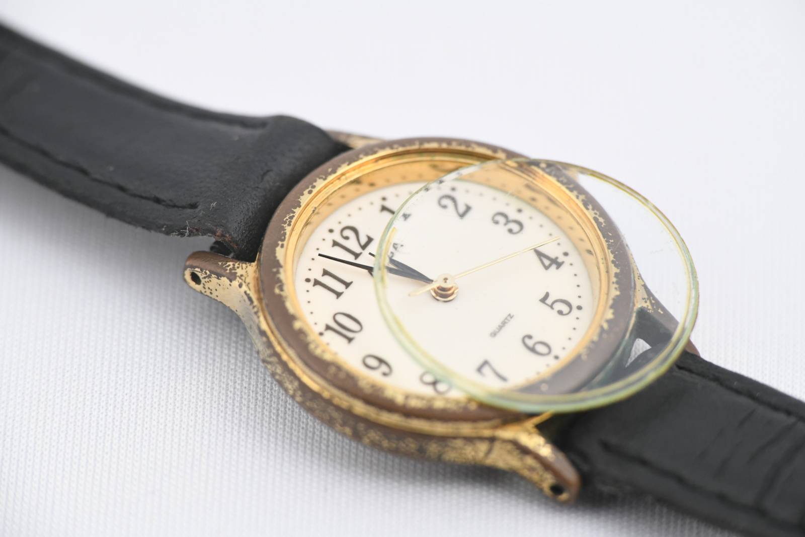 北西　運を逃す　壊れた時計