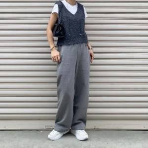 【2025年8月】こんな着方があったんだ！垢抜ける真夏のグレーパンツコーデ5選