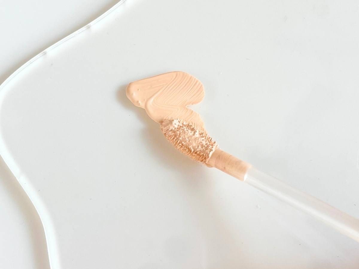 23YEARSOLD ダーマシンコンシーラー 0.5号 ピンクベージュの色味