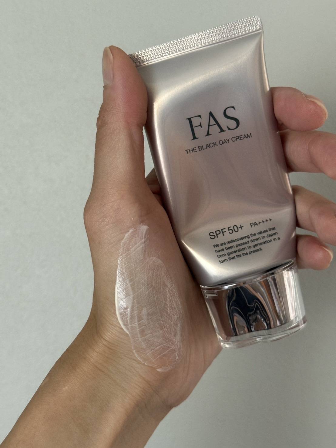 FASのザ ブラック デイ クリーム