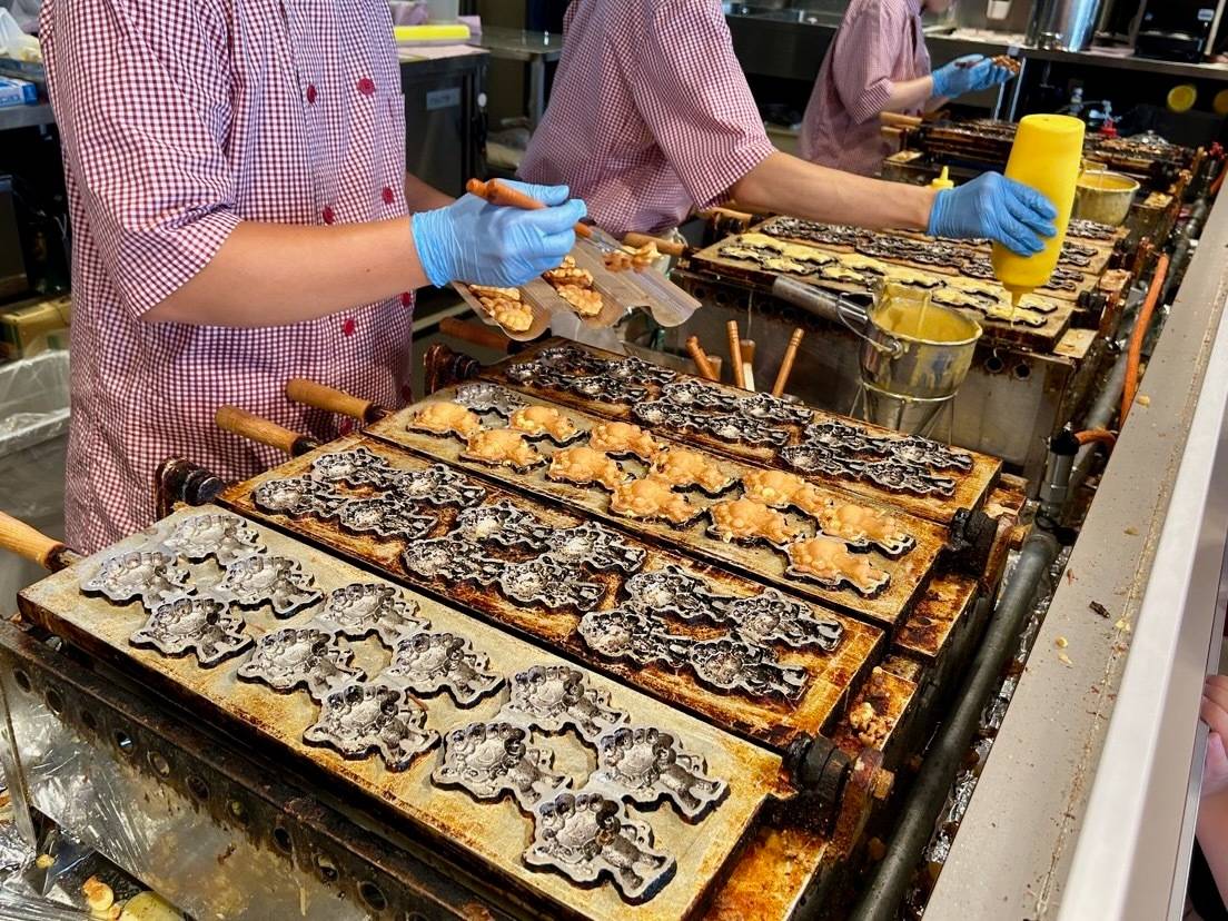 ミャクミャク焼きの焼き台