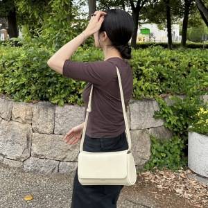 シンプルに映える♡大人のための「Standoil Butter Bag」をチェック！