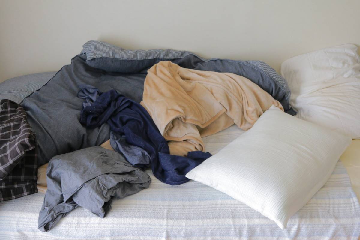 散らかしたままの衣類