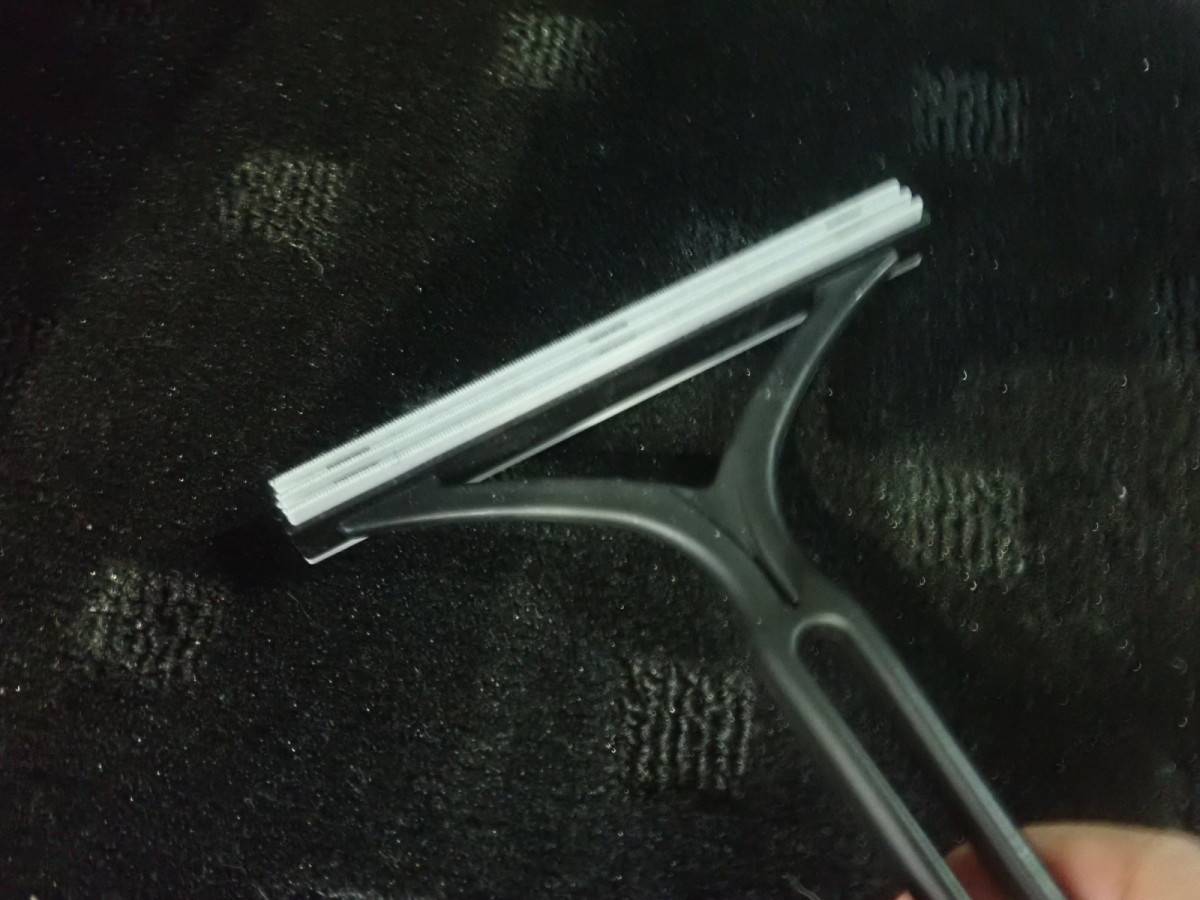 ダイソーのエチケットブラシ