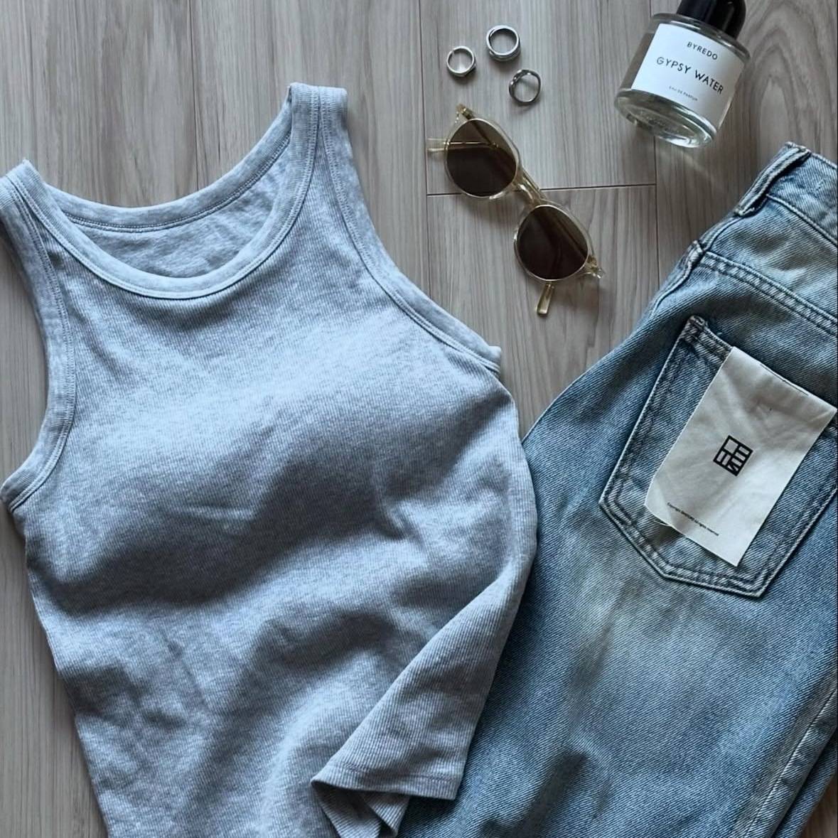 UNIQLOのブラトップコーデ