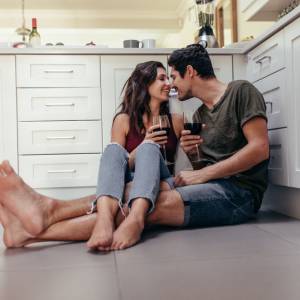 「付き合う」って一体どういうこと？メリットとデメリットを解説♪