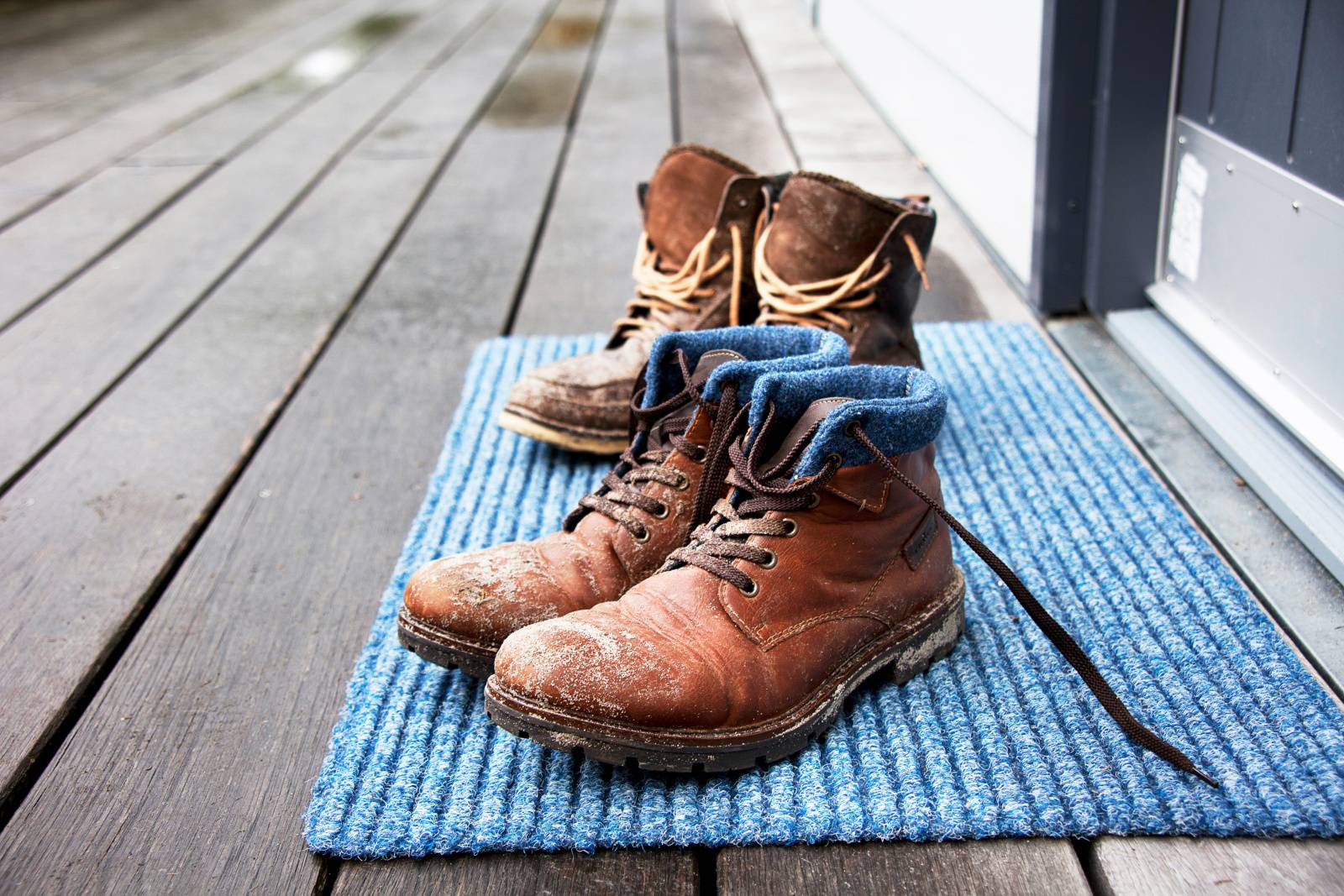 バルコニー　運を逃す　アイテム　汚れた靴