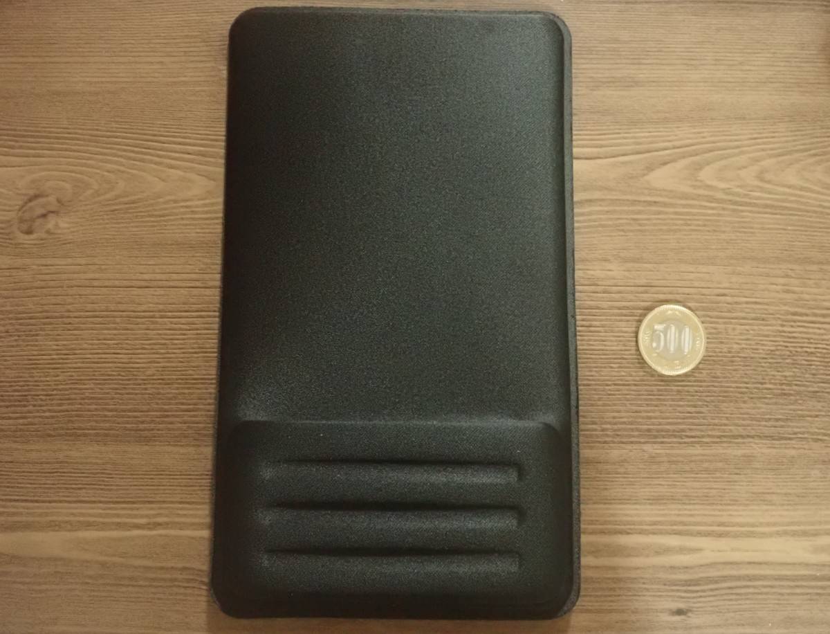 ダイソーのマウスパッド(低反発)