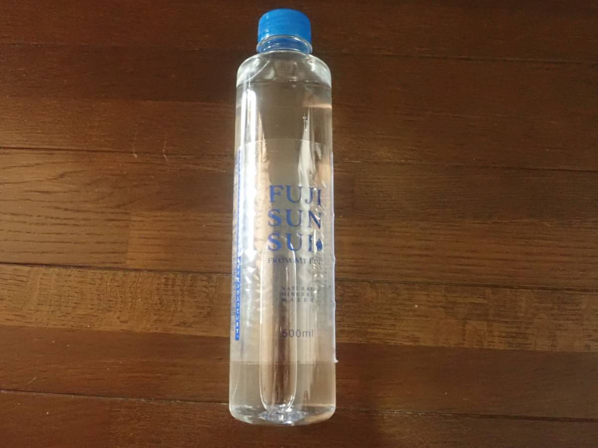 ダイソーの富士の源水 FUJI SUN SUI 500ml