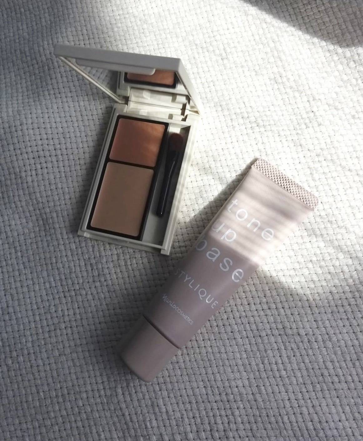 ナリス化粧品「スタイリーク トーンアップベース」と「シークレットトーン コンシーラー01」