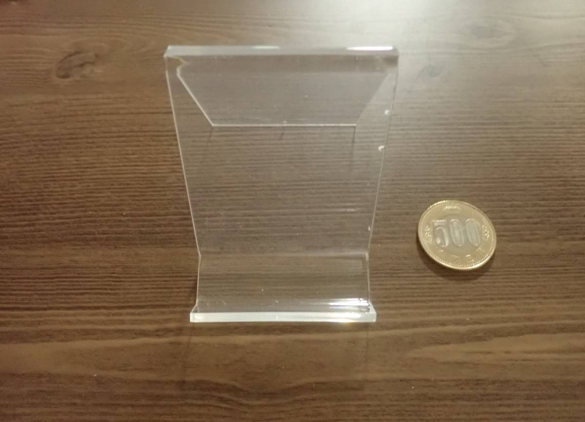 ダイソーのアクリルスタンド