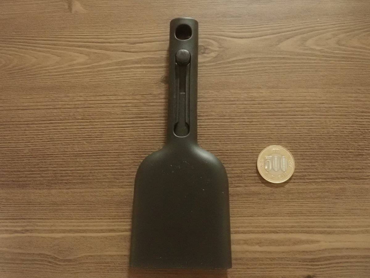 ダイソーのスタンドブラシ