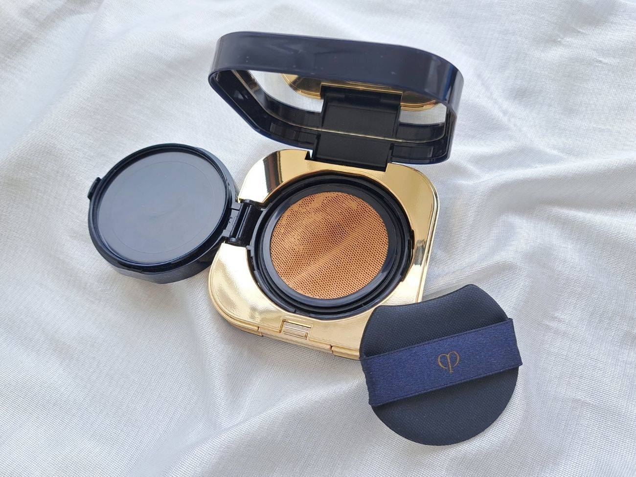 クレ・ド・ポー ボーテ タンクッションエクラ ナチュレル