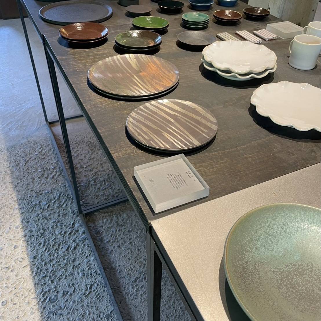 HIRAMATSUGUMIのお皿