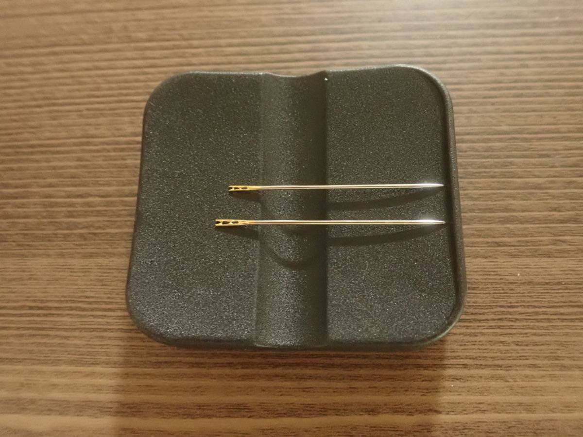 ダイソーのマグネットピンキーパー